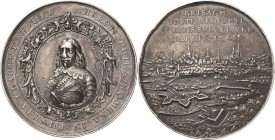 Sachsen-Mittel-Weimar 1603-1640
Bernhard + 1639 Silbermedaille 1638 (J. Blum) Auf die Einnahme der belagerten Stadt Breisach durch den Herzog am 3. D...