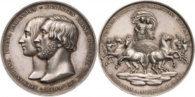 Sachsen-Coburg-Gotha
Ernst II. 1844-1893 Silbermedaille 1842 (F. Helfricht) Auf seine Vermählung mit Prinzessin Alexandrina von Baden. Beider Brustbi...