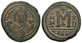 Byzantine Coins. Circa 7th – 12th Century. Reference : "Repatinated" Condition: Very Fine

Weight: 11.1 gr. Diameter: 29.7 mm.