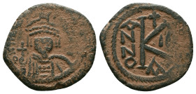 Byzantine Coins. Circa 7th – 12th Century. Reference : "Repatinated" Condition: Very Fine

 Weight: 5.72 gr. Diameter: 22.2mm.