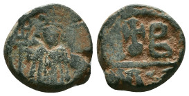 Byzantine Coins. Circa 7th – 12th Century. Reference : Condition: Very Fine

Weight: 8.61 gr. Diameter: 17.3 mm.