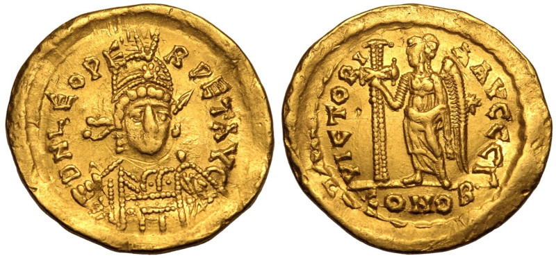 ROMAN EMPIRE. Leo I. 
Gold Solidus, AD 462-466. Constantinople. 
Obv: D N LEO ...