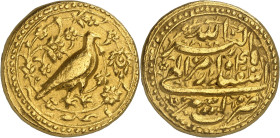 Jalâl ad-dîn Muhammad Akbar ibn Humâyûn, 963-1014 H./1556-1605 AD. 

Gold Falcon Mohur, Month Isfandarmuz Ilahi regnal year 45 (1008 H./ 1601 AD), Asi...