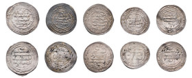 Abbasids, Armenia. 

Lot of 5 silver Dirhams 277 H., Armîniya (Dabîl, 2 pieces) and Barda’a (3 pieces). 

Very fine. (5)