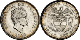 Republic of Colombia.

50 Centavos 1912. Head of Simon Bolivar right, date below / Condor with spread wings above flagged arms. 12,51g. KM 193.1

...