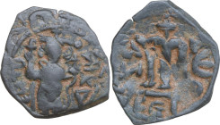 Constans II (641-668). AE Follis, Constantinople mint. Obv. EN T૪TO NIKA. Emperor standing facing, crowned, holding long cross and globus cruciger. Re...