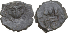 Constans II (641-668). AE Follis. Syracuse mint, 642-643 AD. Obv. Bust facing, crowned, draped, holding globus cruciger. Rev. Large m between A/N/A an...