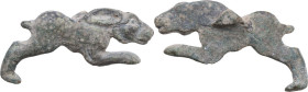 BIG HARE FIGURINE Roman period, c. 1st - 3rd century AD. Roman bronze figurine in the shape of a big leaping hare, with realistic engraved details. Di...