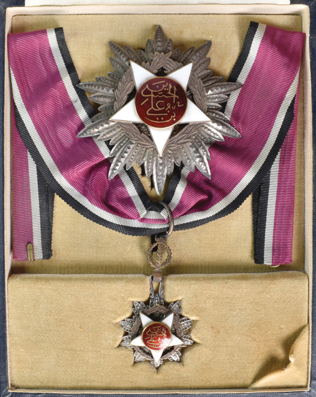 Jordan, Order of al Istiqlal (Independence), Grand Officer's set of insignia, un...