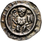 Kempten, Abtei. Königliche Verwaltung unter Kaiser Friedrich II 
Brakteat 1210/1218. Auf einem Faltstuhl thronender Gekrönter im Mantel, er hält in d...