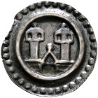 Ravensburg, königliche Münzstätte. 
Brakteat um 1295. Ähnlich wie vorher, aber von einfacherer Zeichnung. Der Spitzgiebel ist in das Portal miteinbez...