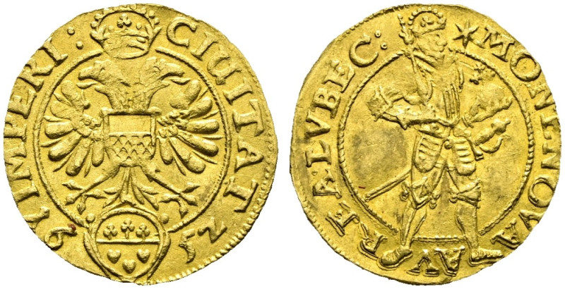 Lübeck, Stadt. 
Dukat 1652. Gekrönter Doppeladler mit aufgelegtem Stadtschild, ...