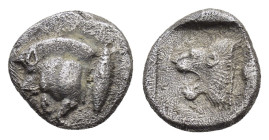 MYSIA. Cyzikos.(Circa 450-400 BC).Obol.

Obv : Forepart of boar left, tunny fish behind.

Rev : Head of roaring lion left within incuse square.
SNG Fr...