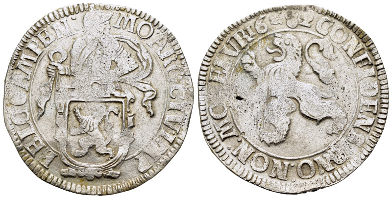 NETHERLANDS. Kampen. Lion Dollar or Leeuwendaalder (1682).

Obv : MO ARG CIV IMP...
