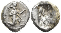 Persia, Achaemenid Empire, Artaxerxes I or Darius III (450-330 BC) AR (16mm, 5.3 g) Siglos Obverse: Persian king, kneeling right, holding spear and bo...