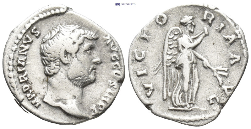 Hadrian. Denarius. (17mm, 2.85 g) 134-138 d.C. Rome. Anv.: HADRIANVS AVG COS III...