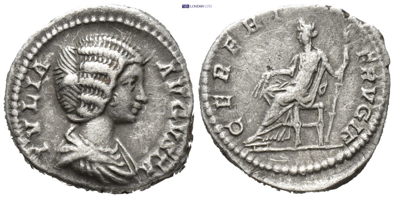 Julia Domna, Augusta, 193-217. Denarius (18mm, 3.4 g), Rome, 196-211. IVLIA AVGV...