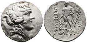 Islands off Thrace, Thasos. Ca. 168/7-148 BC. AR Tetradrachm (31,2 mm. 16,8 g.). Head of youthful Dionysos to right, wreathed with ivy. Rev. ΗΡΑΚΛΕΟYΣ...