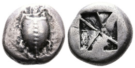 Islands off Attica, Aegina. Circa 510-490 BC. AR Stater (19,5 mm, 12.20 g,). Sea turtle seen from above, head in profile, with a row of eight pellets ...