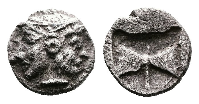 Islands off Troas, Tenedos, circa 5th. Century BC. AR Obol. (8 mm, 0,52 g.). Jan...