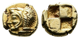 Ionia, Erythrai, late 6th.-mid 5th. Century BC. EL Hekte (10mm, 2,51 g.). Head of Herakles left, wearing lion's skin. Rev. Quadripartite incuse square...