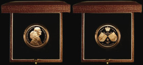 Five Pound Crown 1997 Queen Elizabeth II and Prince Philip Golden Wedding Gold Proof S.L4 FDC in the Royal Mint box of issue with certificate