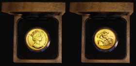 Five Pounds 1988 BRILLIANT UNCIRCULATED issue Unc in the wooden Royal Mint box of issue with certificate