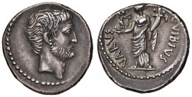 Marco Antonio - Denario (42 a.C., Vibio Varo monetiere) Testa a d. - R/ La Fortuna stante a s. con vittoriola - Cr. 494/32 Ag (g 4,00) RR 

qSPL