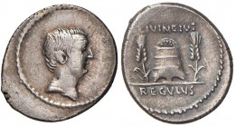 Livineia - L. Livineius Regulus - Denario (42 a.C.) Testa di Livineio Regolo a d. - R/ Modio tra due spighe - B. 13; Cr. 494/29 AG (g 3,89) RR

BB+/...