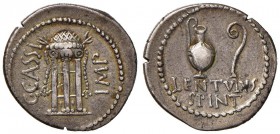 C. Cassius Longinus - Denario (43-42 a.C., zecca itinerante in Oriente, con P. Cornelius Lentulus Spinther) Tripode decorato - R/ Strumenti sacrifical...