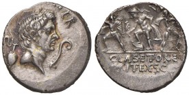 Sesto Pompeo - Denario (37-36 a.C., zecca siciliana) Testa di Pompeo Magno a d. - R/ Nettuno stante a s., a fianco, Anfinomo col padre sulle spalle - ...