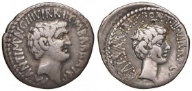 Denario (41 a.C., zecca itinerante con Antonio in Oriente, forse Efeso) Testa di Antonio a d. - R/ Testa di Ottaviano a d. - Cr. 517/2 AG (g 3,68) Ten...
