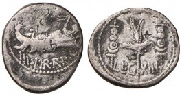 Marco Antonio - Denario (32-31 a.C., zecca itinerante con Antonio in Oriente) Nave a d. - R/ LEG XIII, aquila legionaria tra due insegne - Cr. 544/27 ...