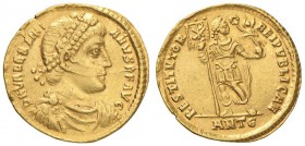 Valentiniano I (364-375) Solido (Thessalonica) Busto diademato a d. - R/ L’imperatore stante di fronte - RIC 2a AU (g 4,41) Leggermente lucidato

BB...