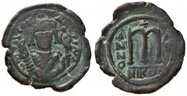 Tiberio II Costantino (578-582) Follis (Nicomedia) - Busto di fronte - R/ Lettera M - Sear 441 AE (g 13,85)

BB