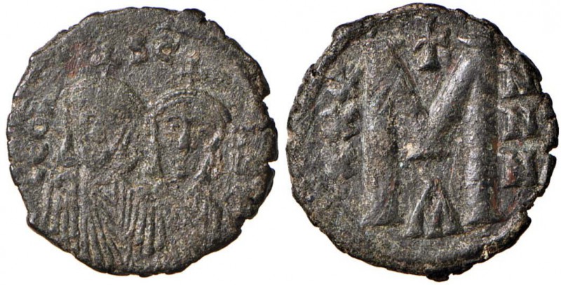 Leone III (725-732) Follis - Busti di fronte - R/ Lettera M - Sear 1516 AE (g 5,...