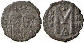Leone III (725-732) Follis - Busti di fronte - R/ Lettera M - Sear 1516 AE (g 5,26) 

MB