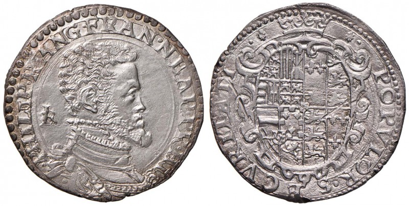 NAPOLI Filippo II (1554-1598) Mezzo ducato - MIR 160 AG (g 14,50) Esemplare di c...