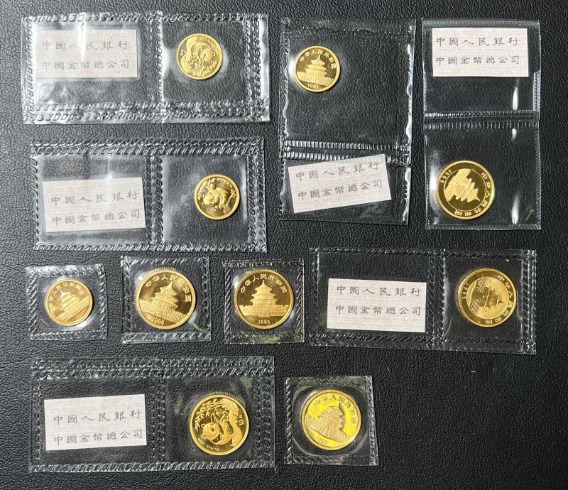 CHINA, Lot von 10 Goldmünzen. Dabei: 10 Yuan Panda 1983, 1987, 1990, 1992, 1994 ...