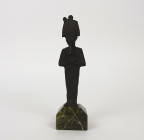 Dieu Osiris en bronze 
Basse Epoque 
Hauteur totale : 21,5 cm environ (avec le socle en serpentine postérieure) 

Provenance : ancienne collection P.,...