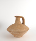 Cruche à panse carénée et anse massive
Terre cuite ocre
Hauteur : 16 cm

Bassin méditerranéen antique

Provenance : Vente Aguttes, 7 Septembre 2023, l...