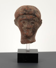 Tête de jeune homme
Terre cuite
7,5 cm

Etrurie VI ème siècle avant J.-C.

Provenance : Vente Deuil la Barre 13 Février 2024

Expert : Florian Bourgue...