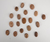 Ensemble de 20 camées représentant des profils d’homme
Pierres diverses
Entre 2 et 2,5 cm

XIX ème siècle

Expert : Florian Bourguet