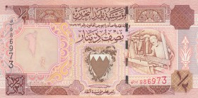 Bahrain, 1/2 Dinar, 1998, UNC, p18
serial number: 986973
Estimate: $5-10
