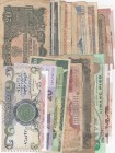 Total 20 banknotes, POOR / UNC,
Romania 5 Lei, Ukraina 1 Hryven, Martinique 10 Francs, France 1 Franc, Mexico 1 Peso, Lebanon 1 Livre, Japan 1 Yen, N...