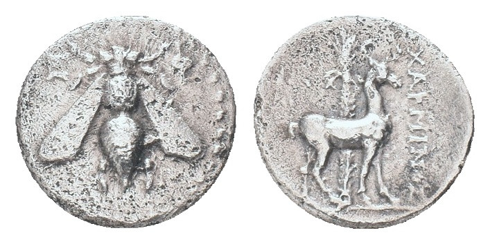 IONIA. Ephesos. Drachm Circa 202-150 BC. AR Charminos. magistrate.
Obv: E - Φ. ...