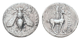 IONIA. Ephesos. Drachm Circa 202-150 BC. AR Charminos. magistrate.
Obv: E - Φ. Bee.
Rev: ΧΑΡΜΙΝΟΣ. Stag standing right, palm tree behind. Condition:...