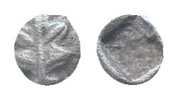 ISLANDS of CARIA. Rhodos. Kamiros. Circa 550-500 BC. Hemiobol. AR
Obv : Fig leaf.
Rev : Incuse square with linear divisions. Condition: Good very fi...