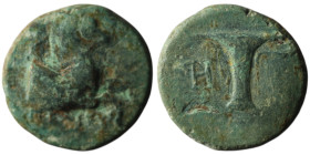 AEOLIS. Kyme. (Circa 320-250 BC)
AE Bronze (15mm, 3,19g)