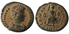 Theodosius I (AD 379-395). Antioch
AE Follis (19mm, 2,30g)

Artificial sandpatina